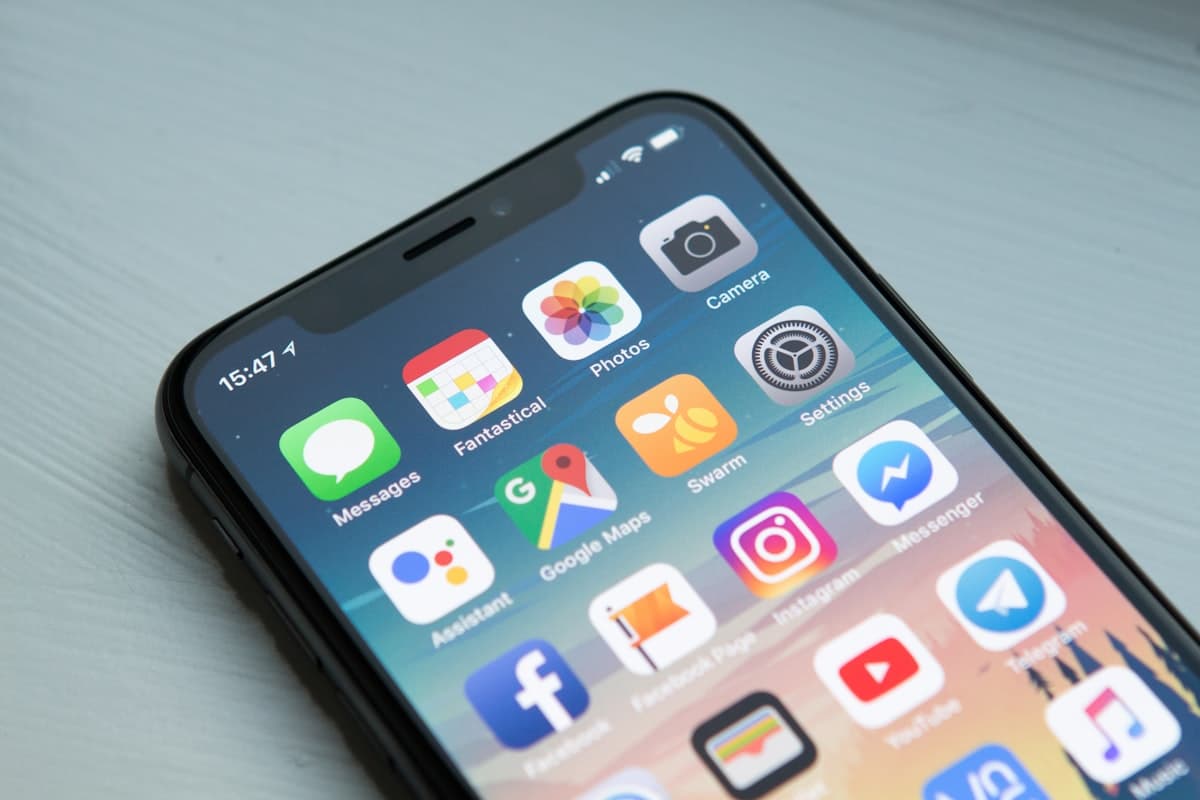 Mobile App Development Trends Shaping 2024